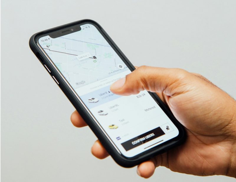 Uber 重金投資 Rivian  擴大布局自駕車業務